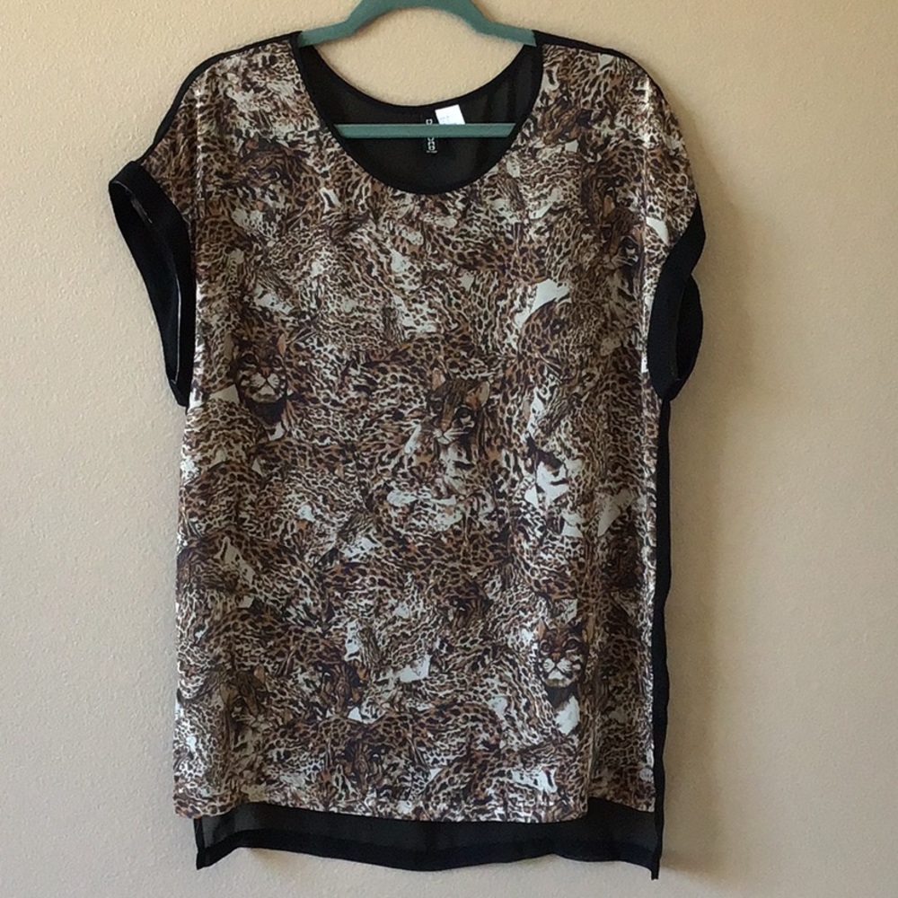Animal print sleeveless blouse